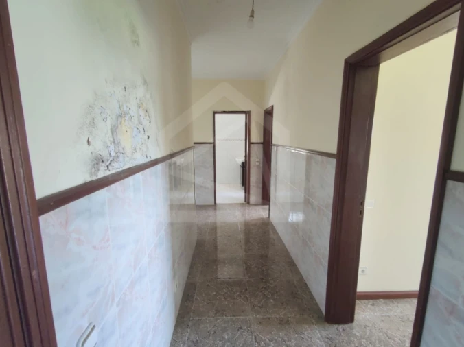 Apartamento T3 para Venda em Carregosa Foto 24