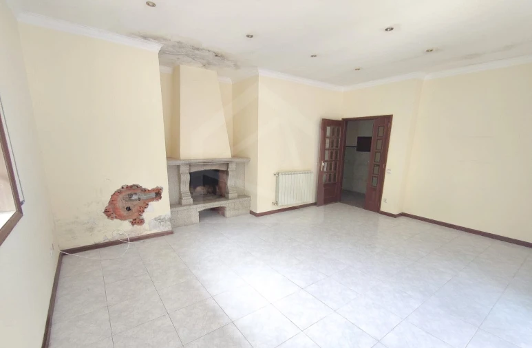 Apartamento T3 para Venda em Carregosa Foto 2