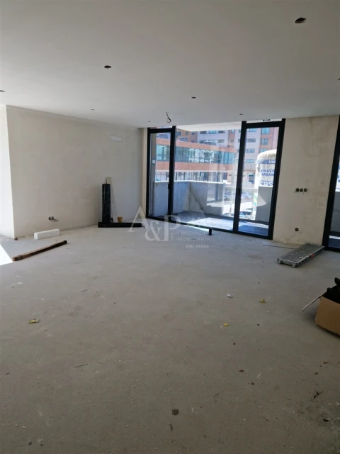 Apartamento T0 para Venda em Glória e Vera Cruz