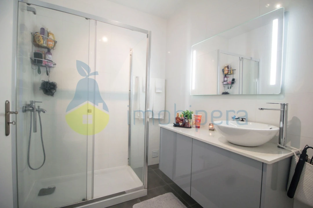 Moradia T3 para Venda em Albufeira e Olhos de Água Foto 31