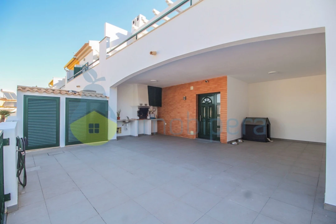 Moradia T3 para Venda em Albufeira e Olhos de Água Foto 3