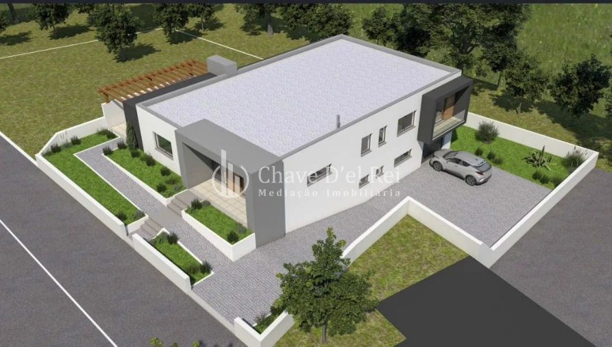 Moradia T4 para Venda em São João de Lourosa Foto 2