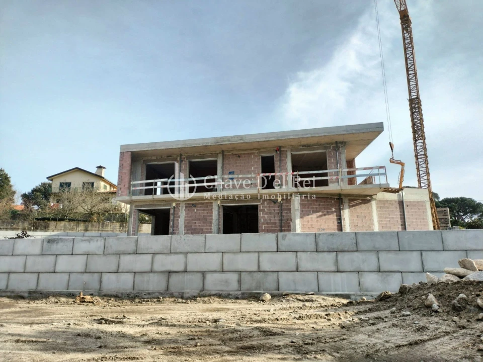 Moradia T4 para Venda em São João de Lourosa Foto 31