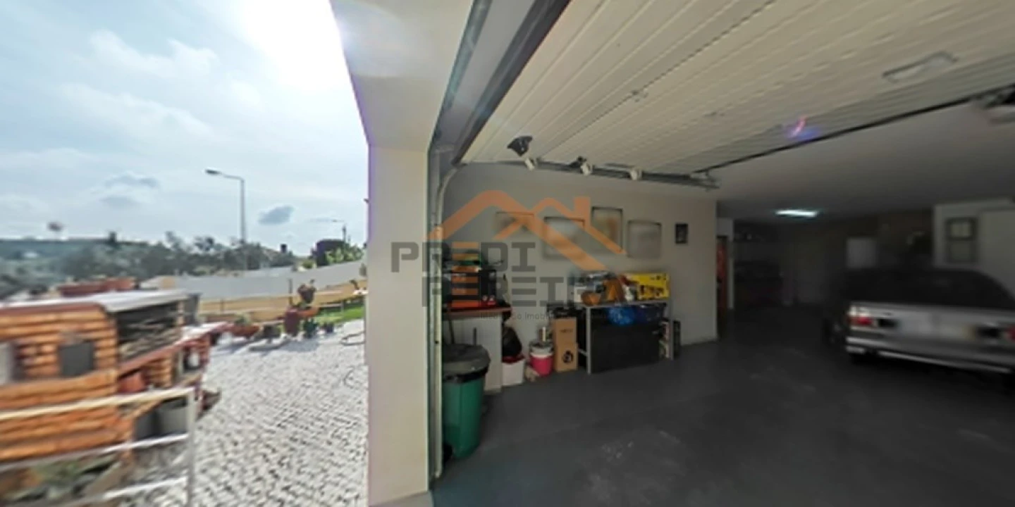 Moradia T4 para Venda em Ramada e Caneças Foto 60