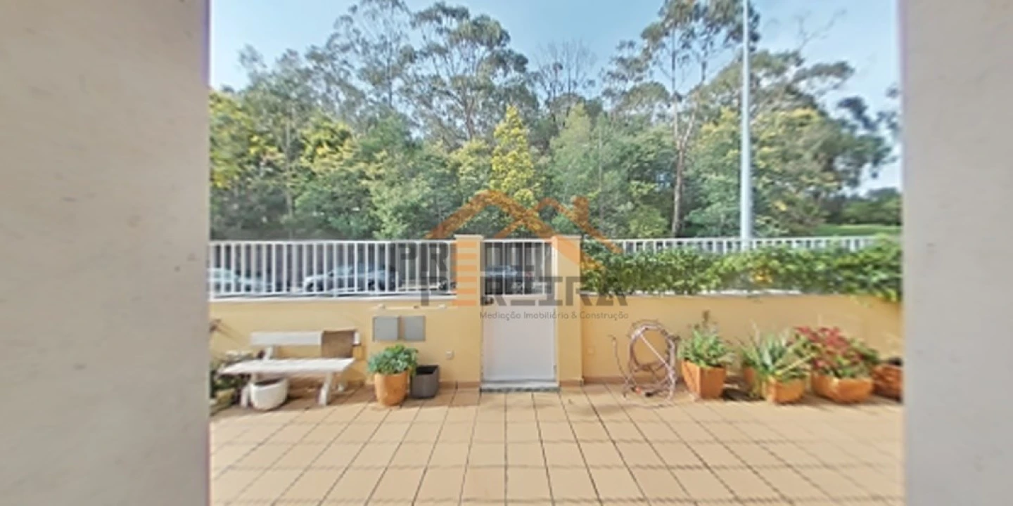 Moradia T4 para Venda em Ramada e Caneças Foto 56