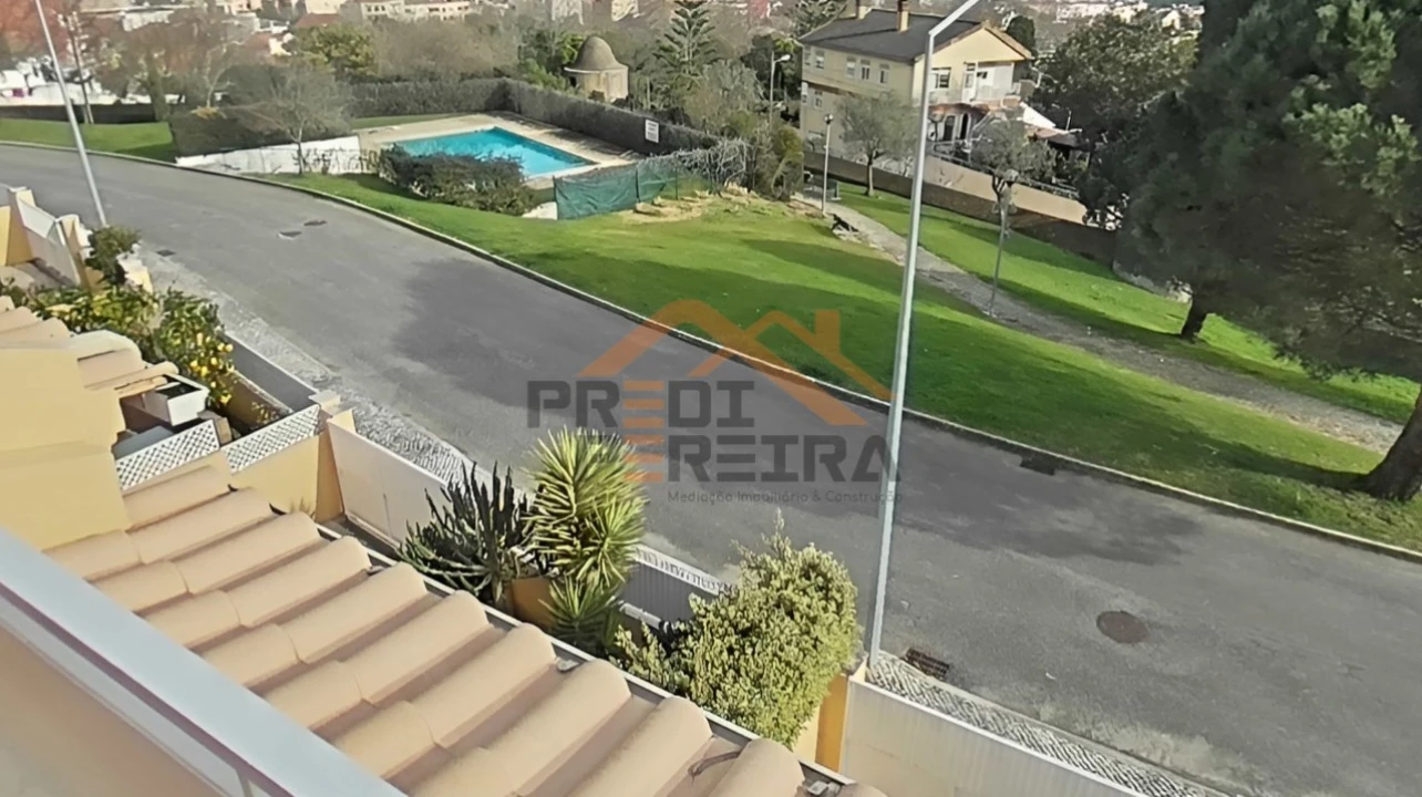 Moradia T4 para Venda em Ramada e Caneças Foto 62