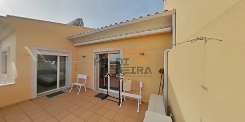 Moradia T4 para Venda em Ramada e Caneças Foto 41