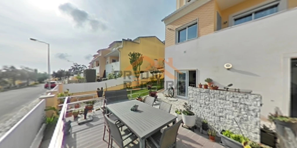 Moradia T4 para Venda em Ramada e Caneças Foto 53