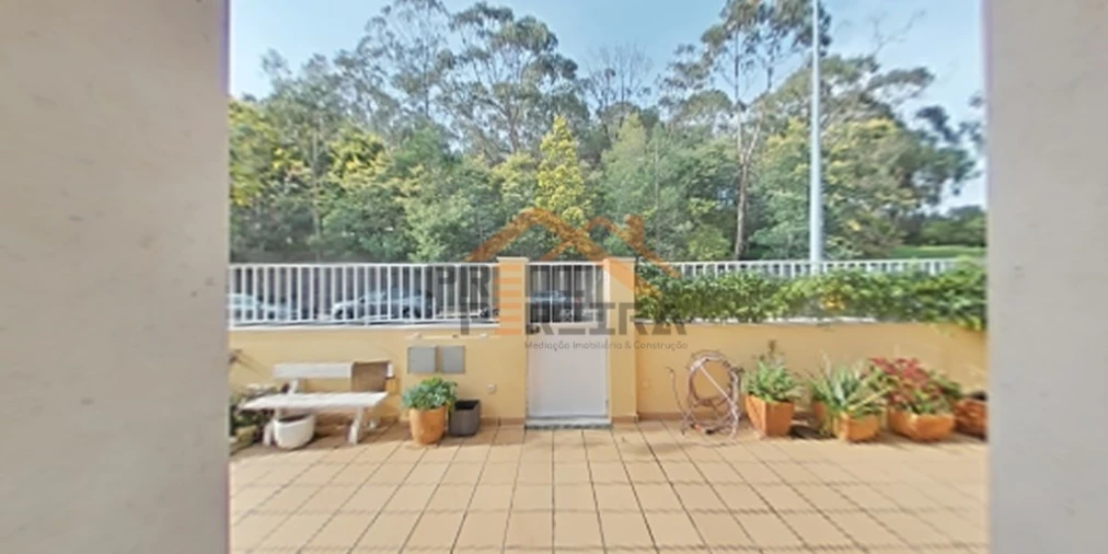 Moradia T4 para Venda em Ramada e Caneças Foto 56