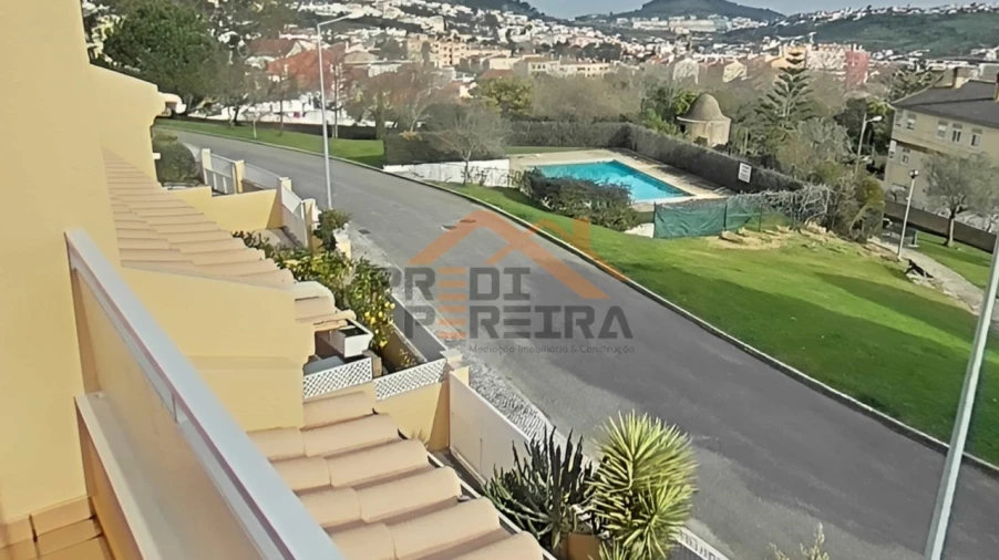 Moradia T4 para Venda em Ramada e Caneças Foto 64