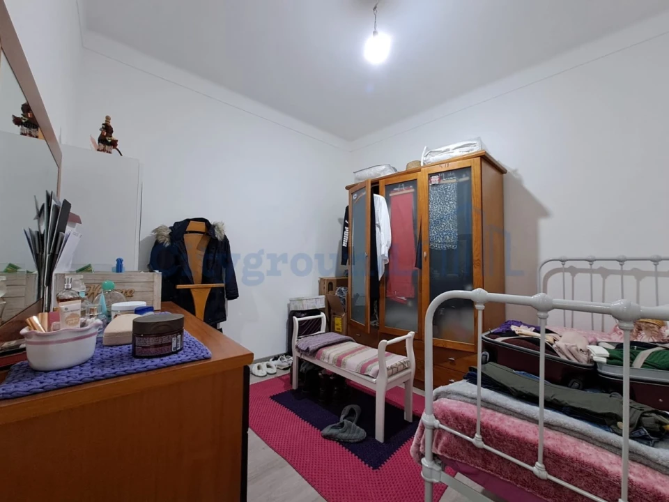 Moradia T4 para Venda em Peral Foto 9