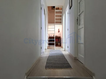 Moradia T4 para Venda em Peral