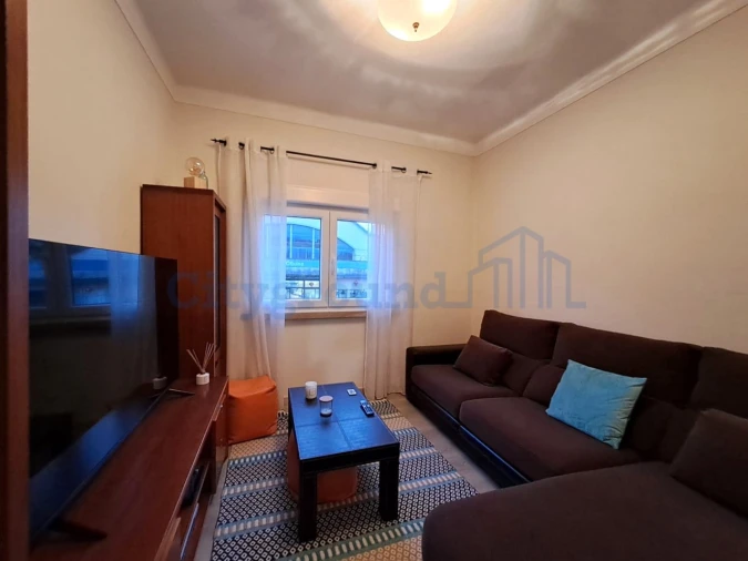 Moradia T4 para Venda em Peral Foto 6