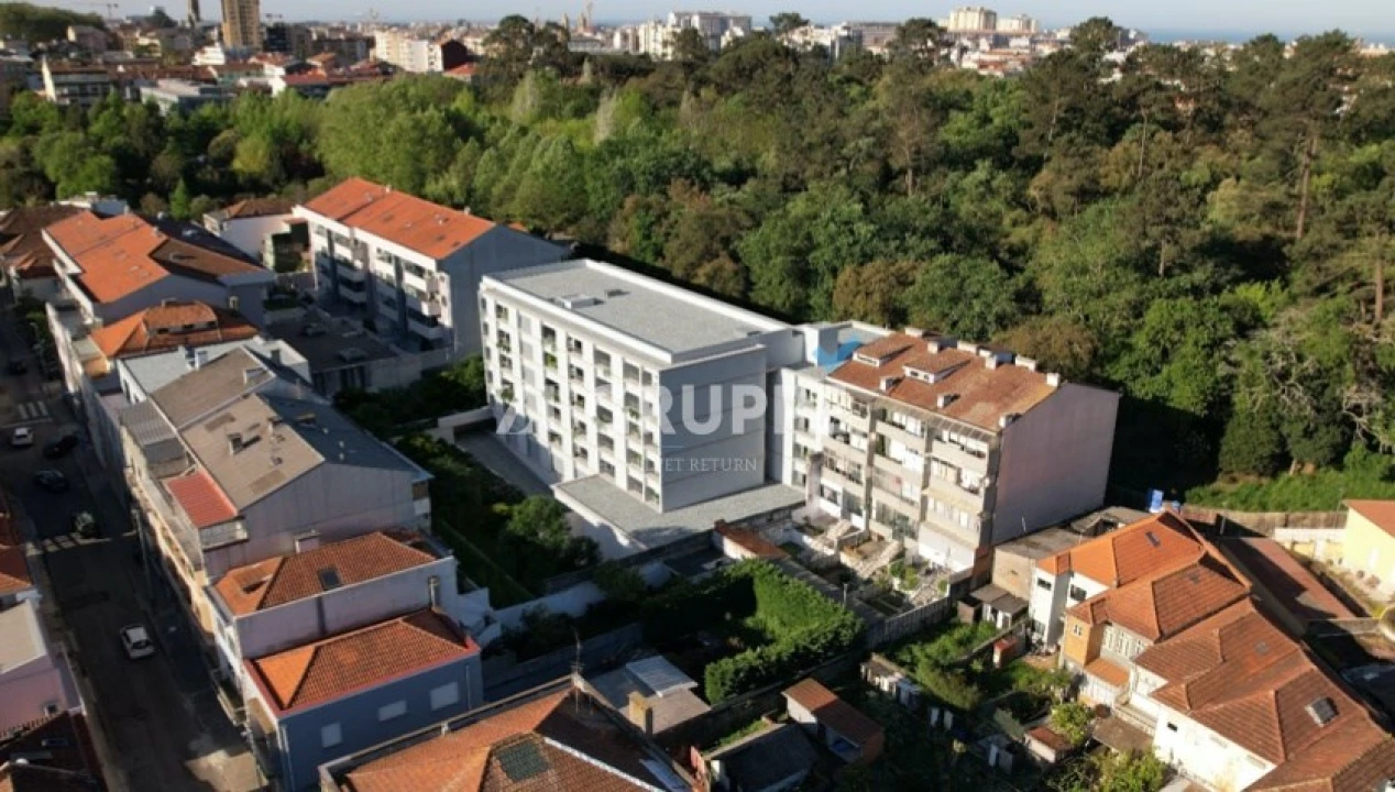 Apartamento T2 para Venda em Paranhos Foto 8