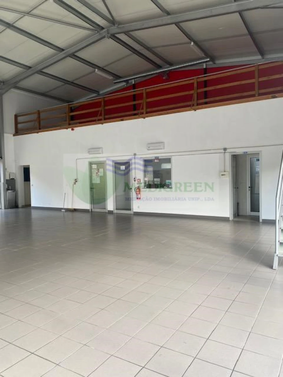 Armazém para Venda em Talhadas Foto 7