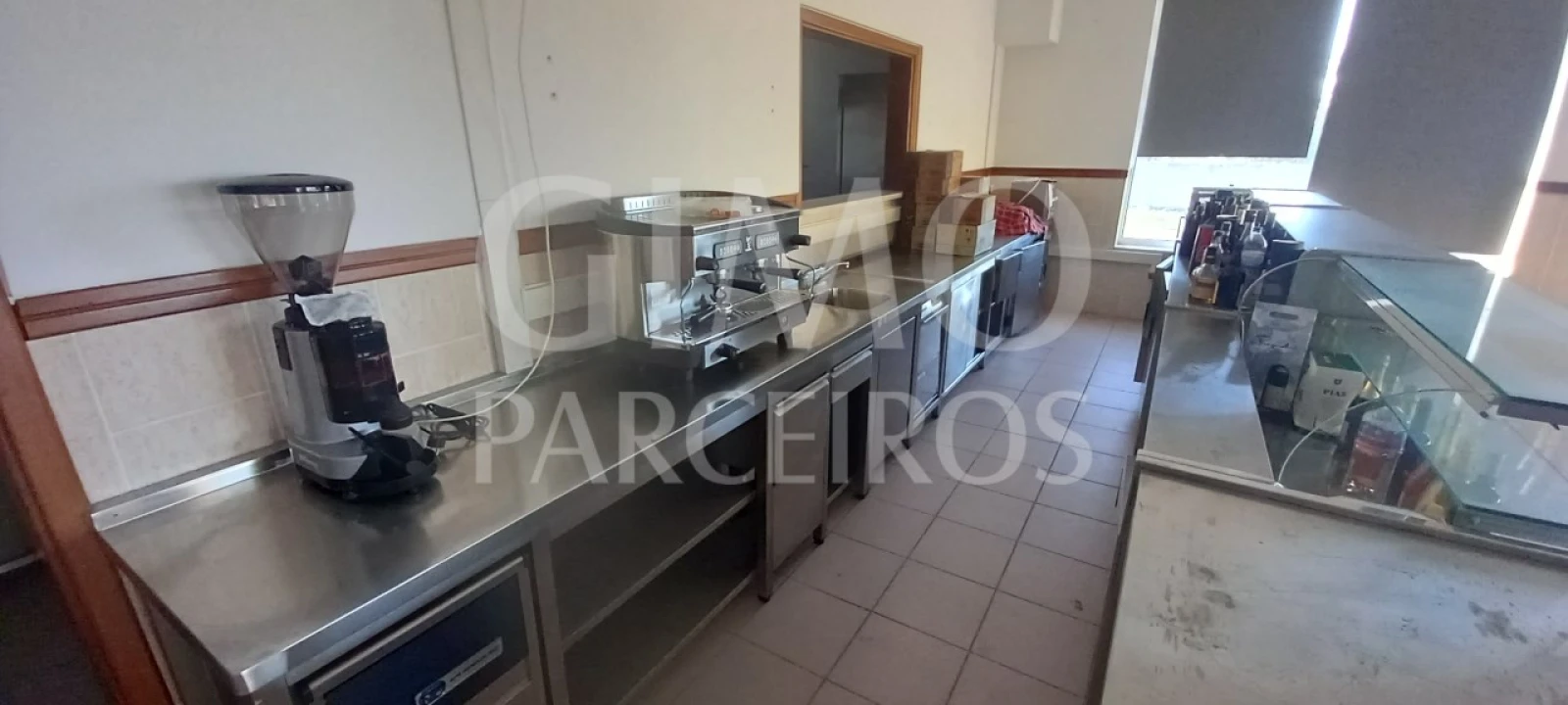 Negócio para Venda em Fermentelos Foto 10