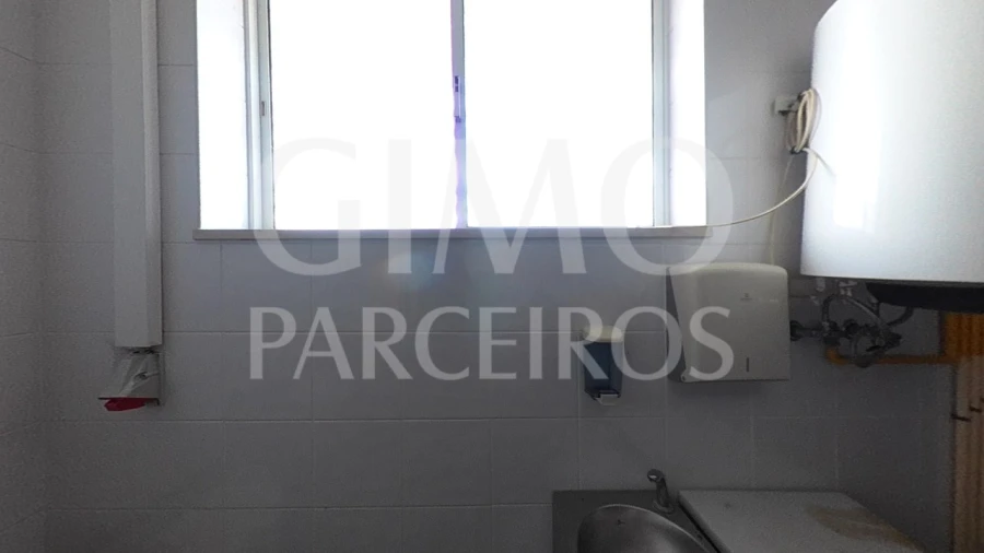 Negócio para Venda em Fermentelos Foto 56