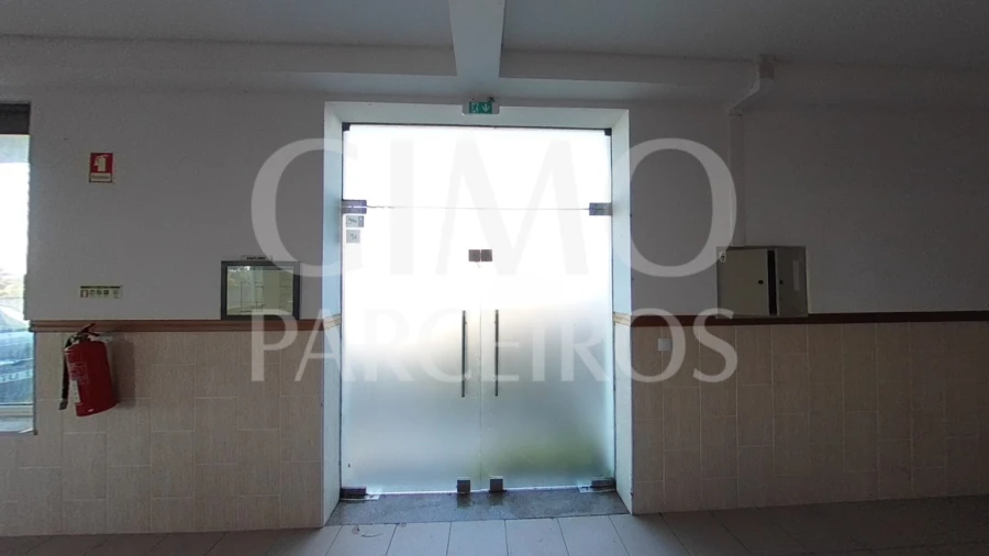 Negócio para Venda em Fermentelos Foto 23