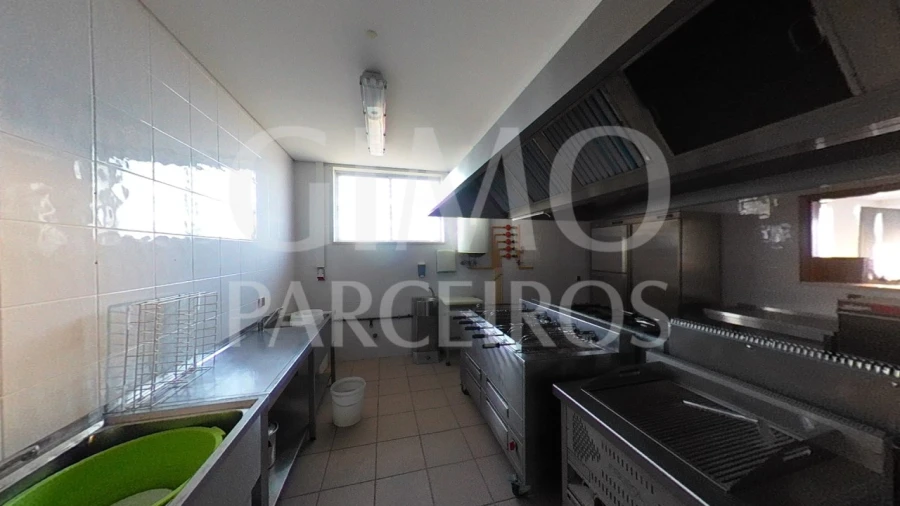 Negócio para Venda em Fermentelos Foto 52