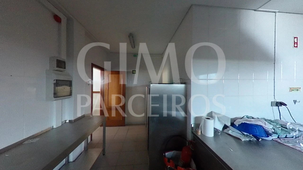 Negócio para Venda em Fermentelos Foto 46