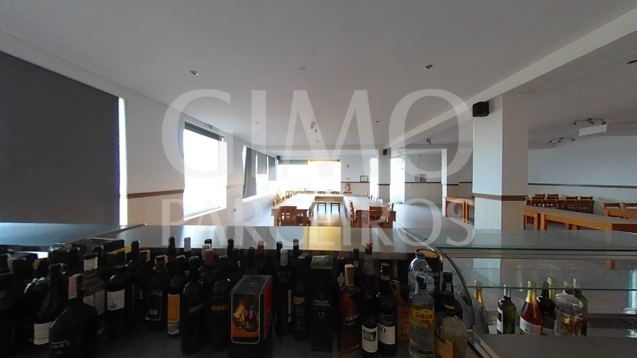 Negócio para Venda em Fermentelos Foto 41