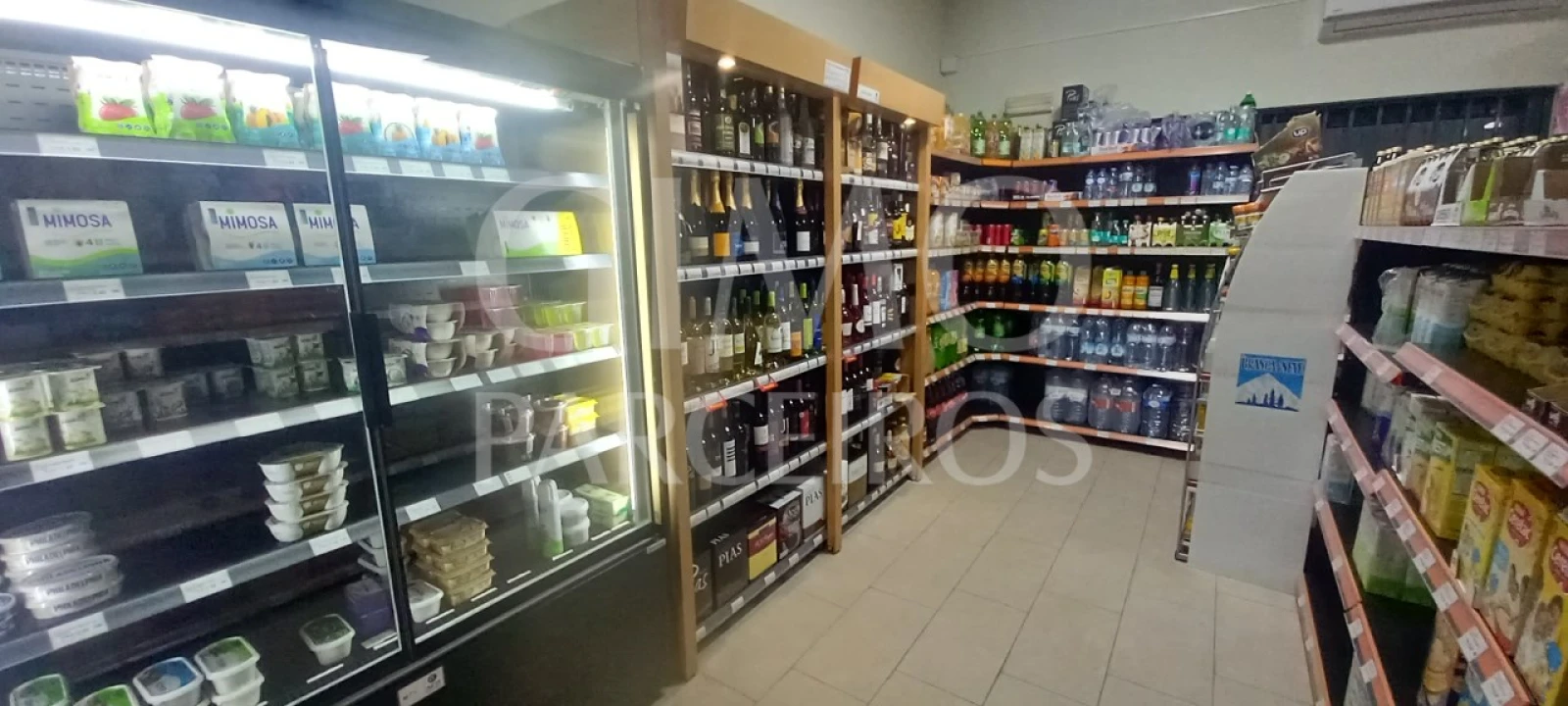 Negócio para Venda em Tamengos, Aguim e Óis do Bairro Foto 4