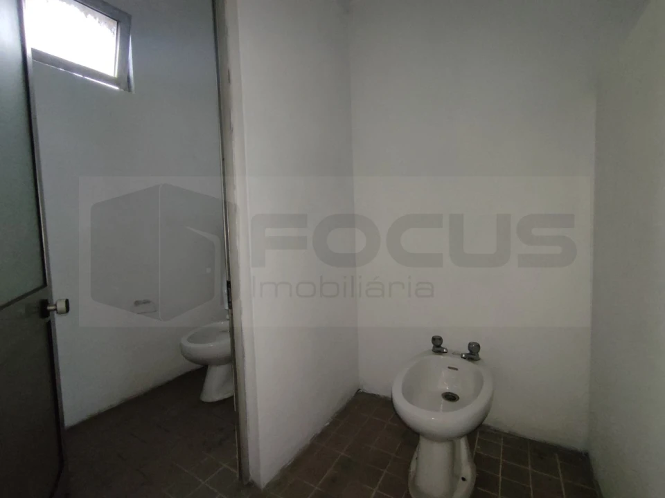 Armazém para Arrendamento em Oiã Foto 10