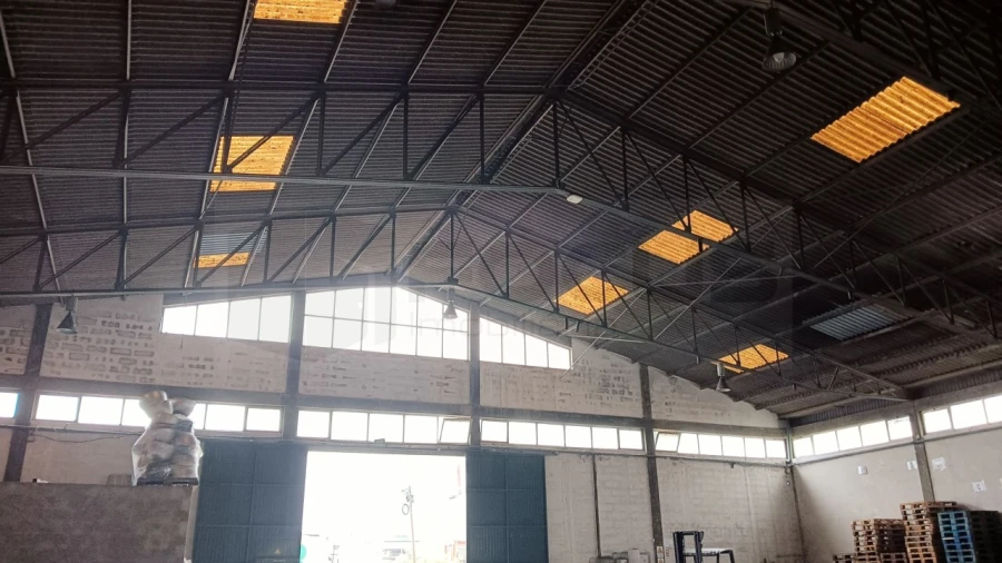 Armazém para Arrendamento em Oiã Foto 3