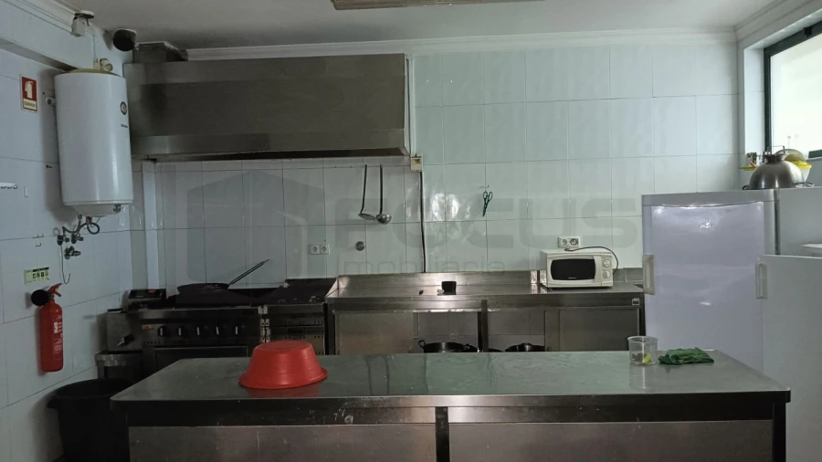 Armazém para Arrendamento em Oiã Foto 13