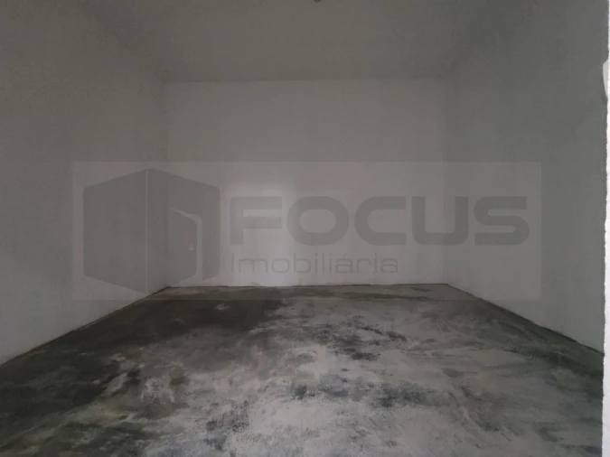 Armazém para Arrendamento em Oiã Foto 12