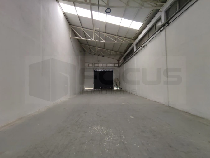 Armazém para Arrendamento em Oiã Foto 15