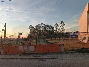 Terreno para Venda em Aradas