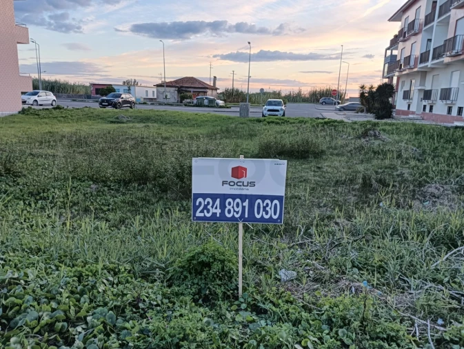 Terreno para Venda em Gafanha da Boa Hora Foto 1