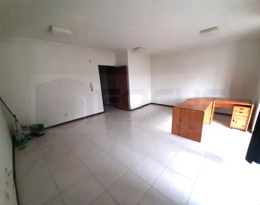 Escritório para Arrendamento em Glória e Vera Cruz Foto 2