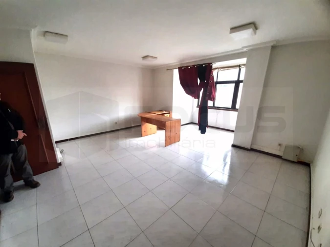 Escritório para Arrendamento em Glória e Vera Cruz Foto 4