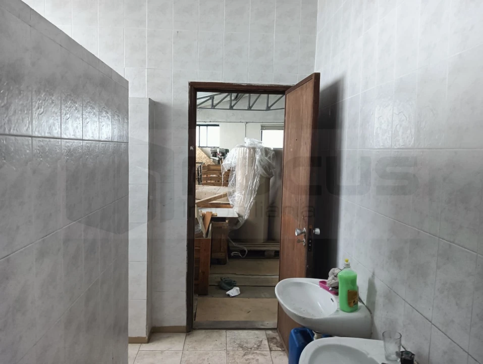 Armazém para Venda em Albergaria-A-Velha e Valmaior Foto 7