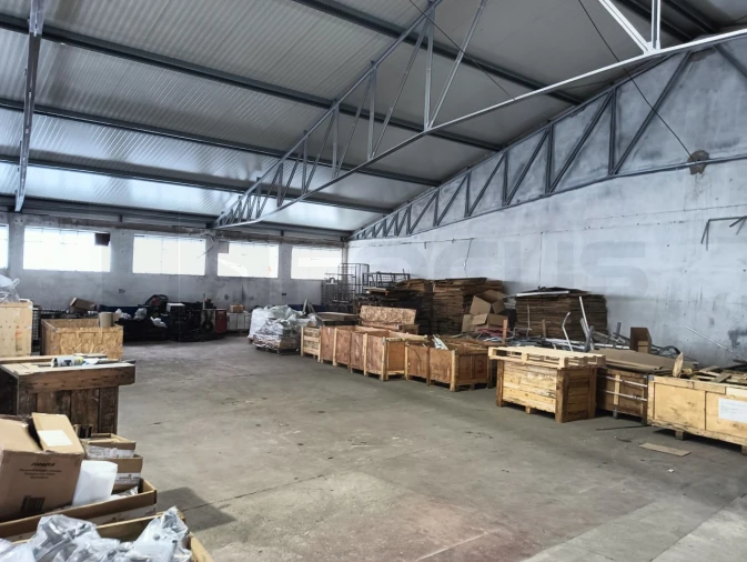 Armazém para Venda em Albergaria-A-Velha e Valmaior