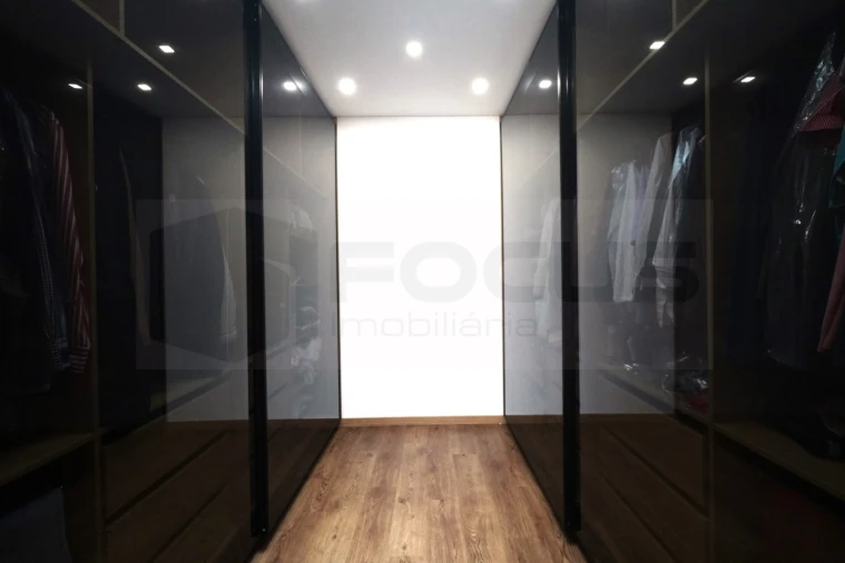 Moradia T3 para Venda em Palhaça Foto 23