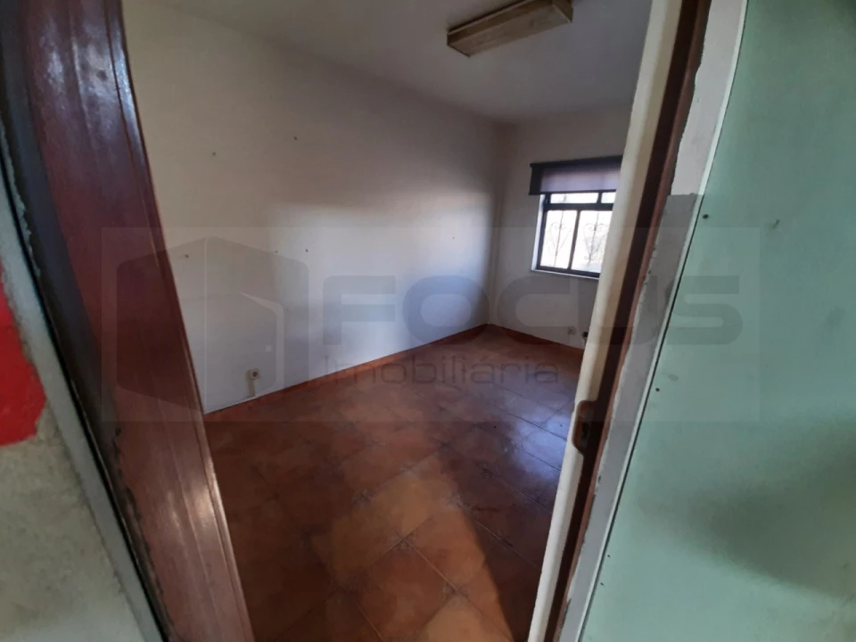 Armazém para Venda em Vagos e Santo António Foto 5