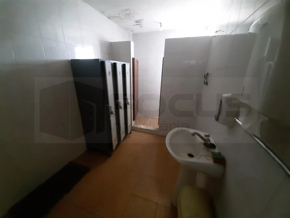 Armazém para Venda em Vagos e Santo António Foto 9