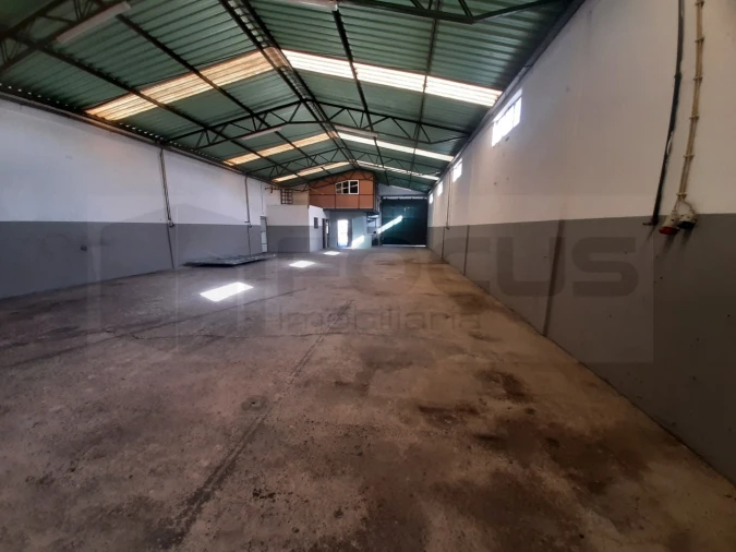 Armazém para Venda em Vagos e Santo António Foto 3