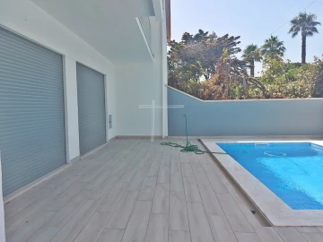 Moradia T5 para Venda em Costa da Caparica