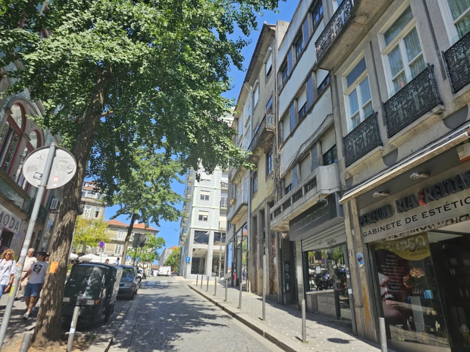 Prédio para Venda em Cedofeita, Santo Ildefonso, Sé, Miragaia, São Nicolau e Vitória Foto 50