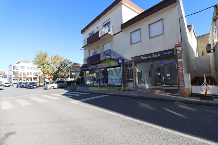 Loja para Venda em Bombarral e Vale Covo Foto 10