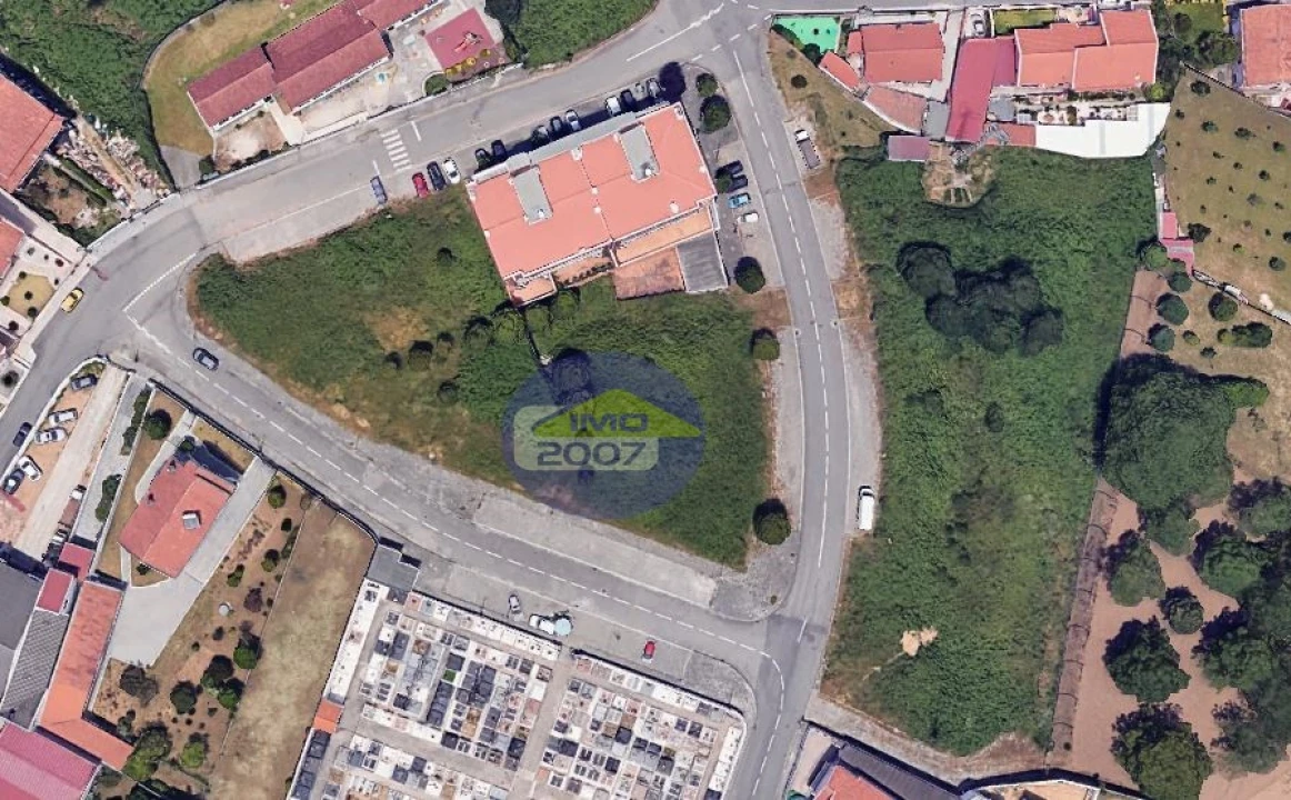 Terreno para Venda em Argoncilhe Foto 3