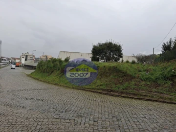 Terreno para Venda em Pedroso e Seixezelo