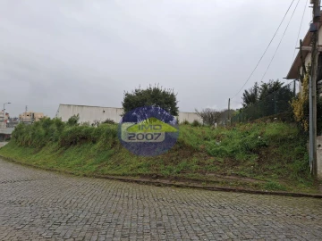 Terreno para Venda em Pedroso e Seixezelo