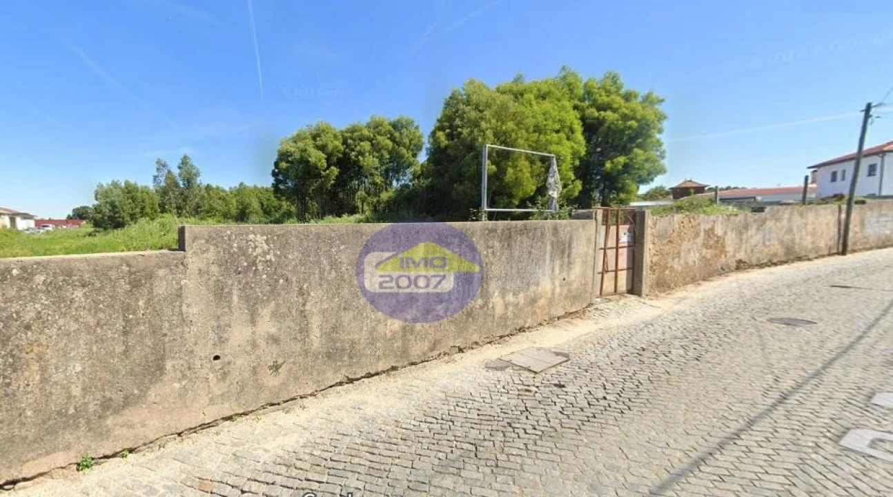 Terreno para Venda em Grijó e Sermonde Foto 1