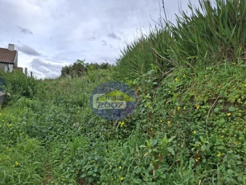 Terreno para Venda em Grijó e Sermonde