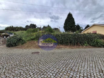 Terreno para Venda em Grijó e Sermonde